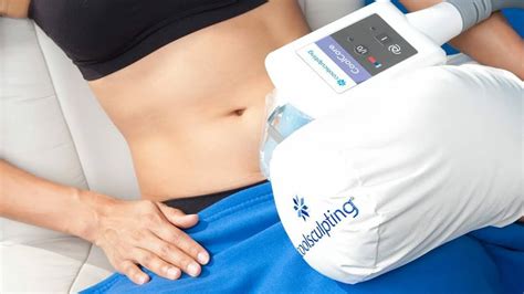 4 Best Clinics for CoolSculpting in Philippines (w/Prices).
